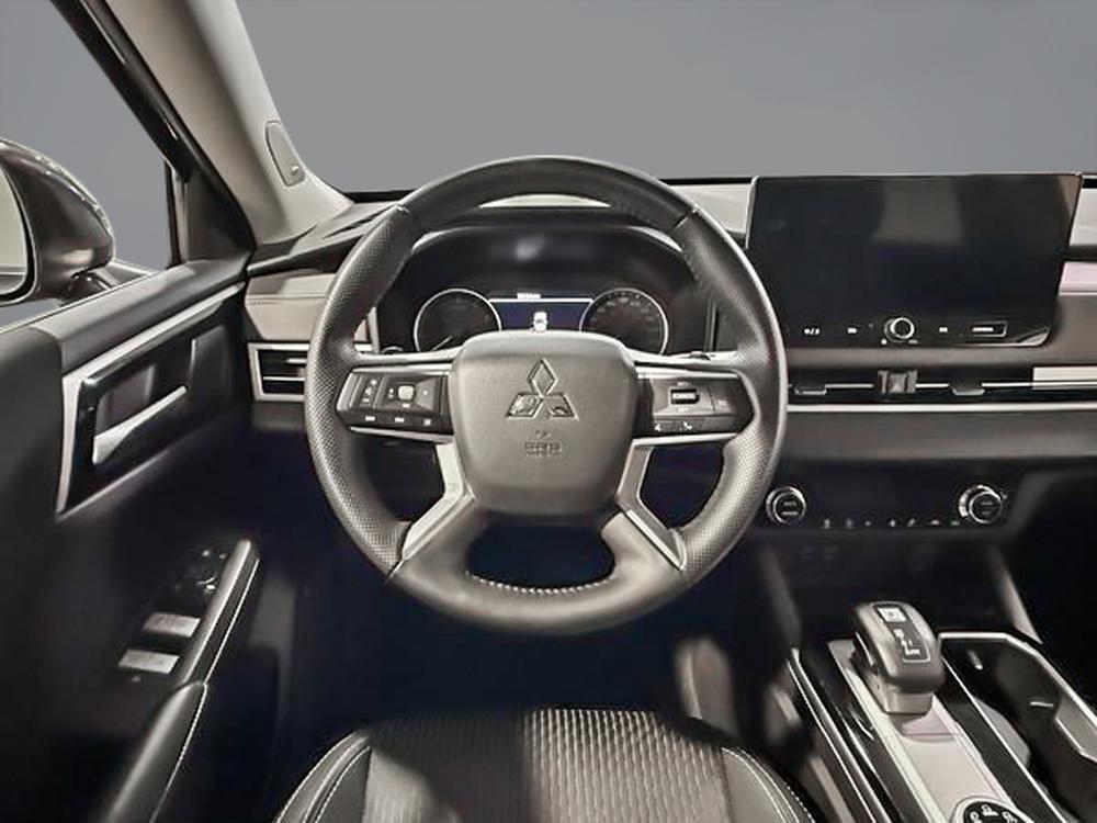 Mitsubishi Outlander 2025 Titane usage à vendre Mitsubishi Outlander 2025 Titane usage à vendre