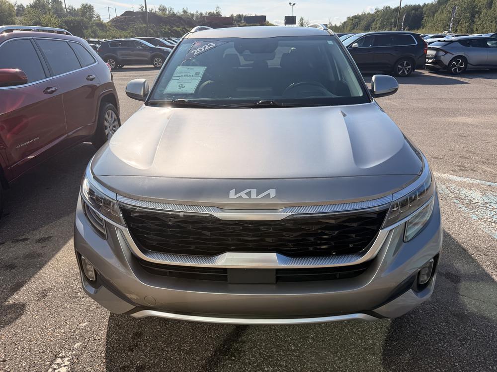 Kia Seltos SX TURBO AWD 2023 d&rsquo;occasion à vendre - 2