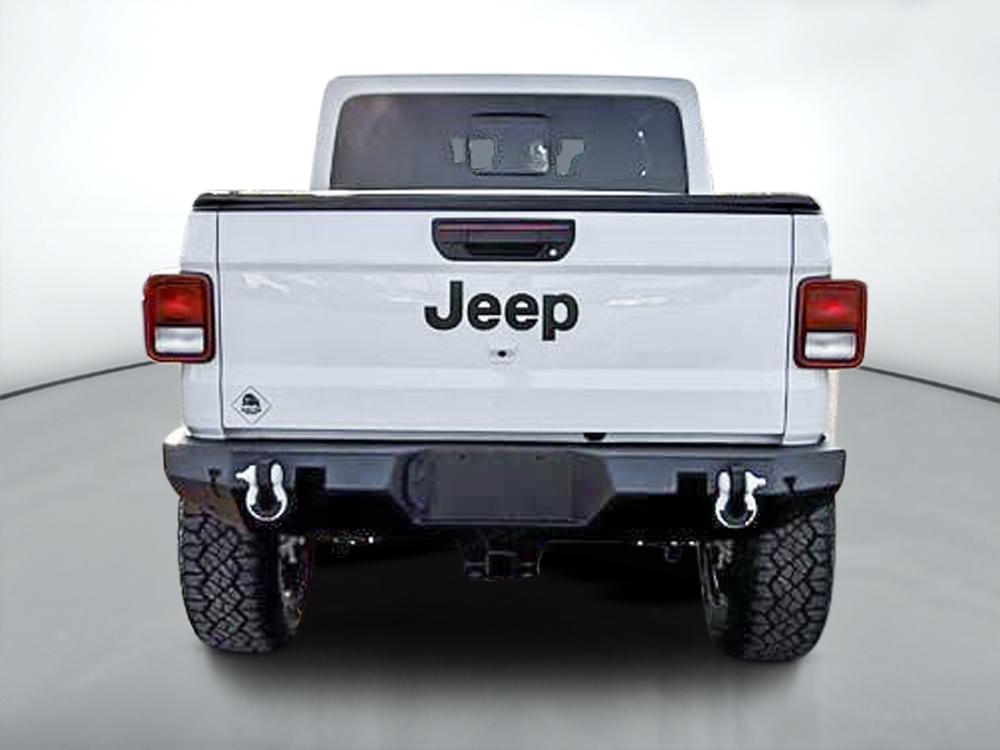 2024 Jeep Gladiator