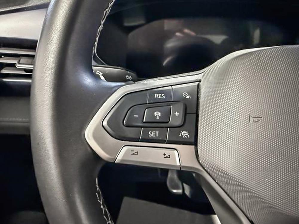 Volkswagen Taos 2024 Noir usage à vendre Volkswagen Taos 2024 Noir usage à vendre