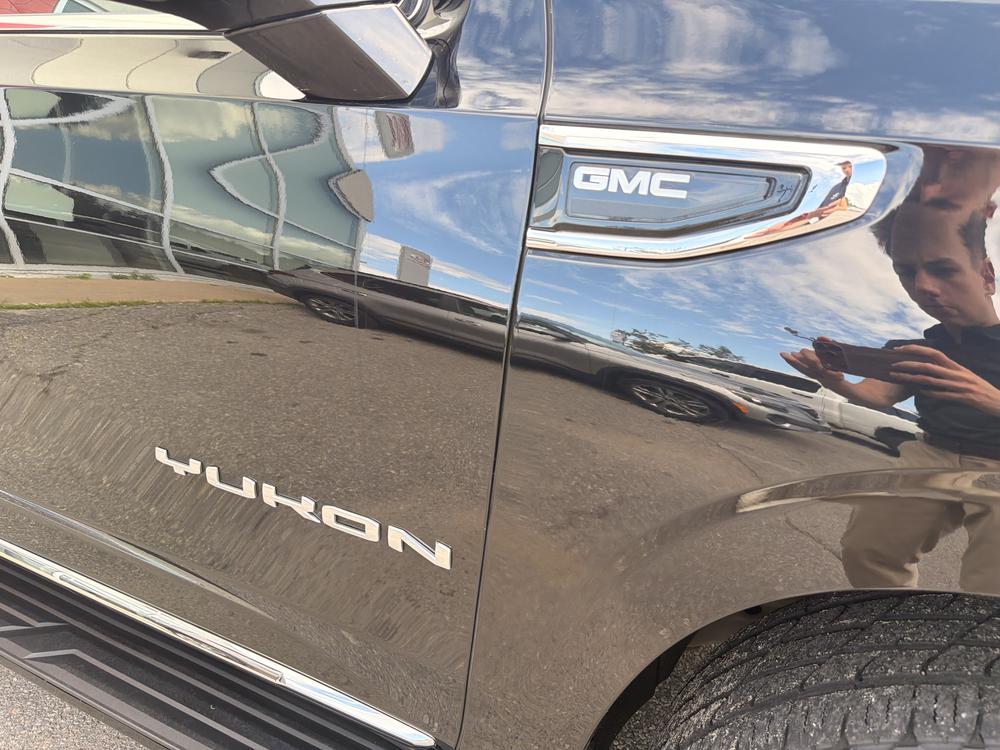 GMC Yukon XL SLT 2023 d&rsquo;occasion à vendre - 13