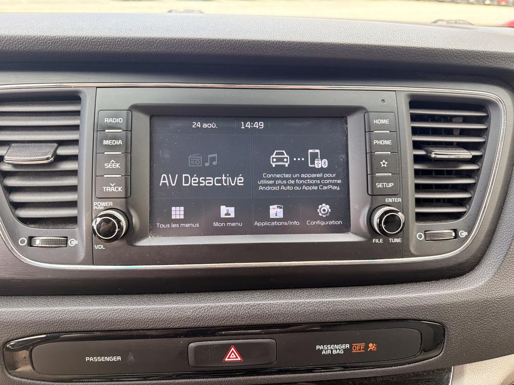 Kia Sedona LX 2020 d&rsquo;occasion à vendre - 27