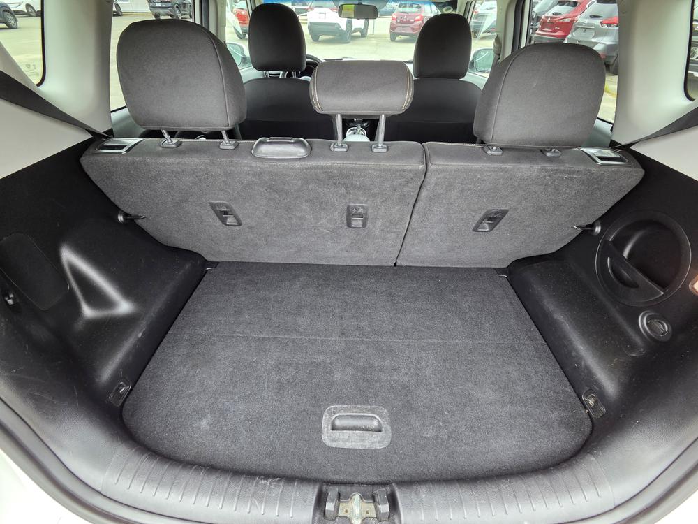 Kia Soul 2016 Blanc usage à vendre Kia Soul 2016 Blanc usage à vendre