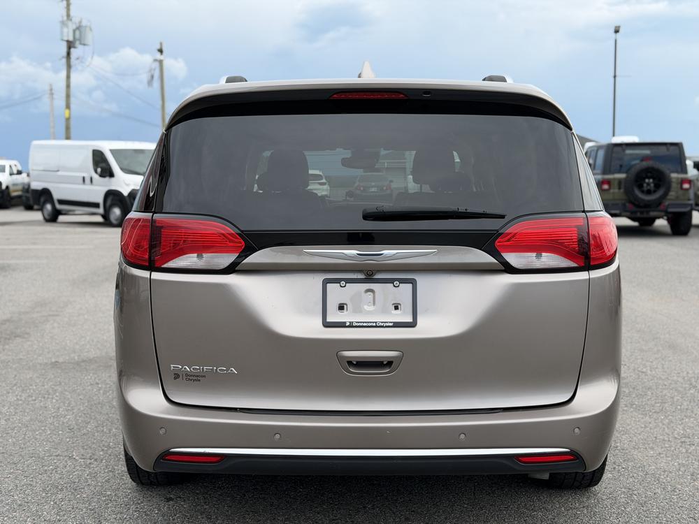 Chrysler Pacifica Touring 2017 d&rsquo;occasion à vendre - 4