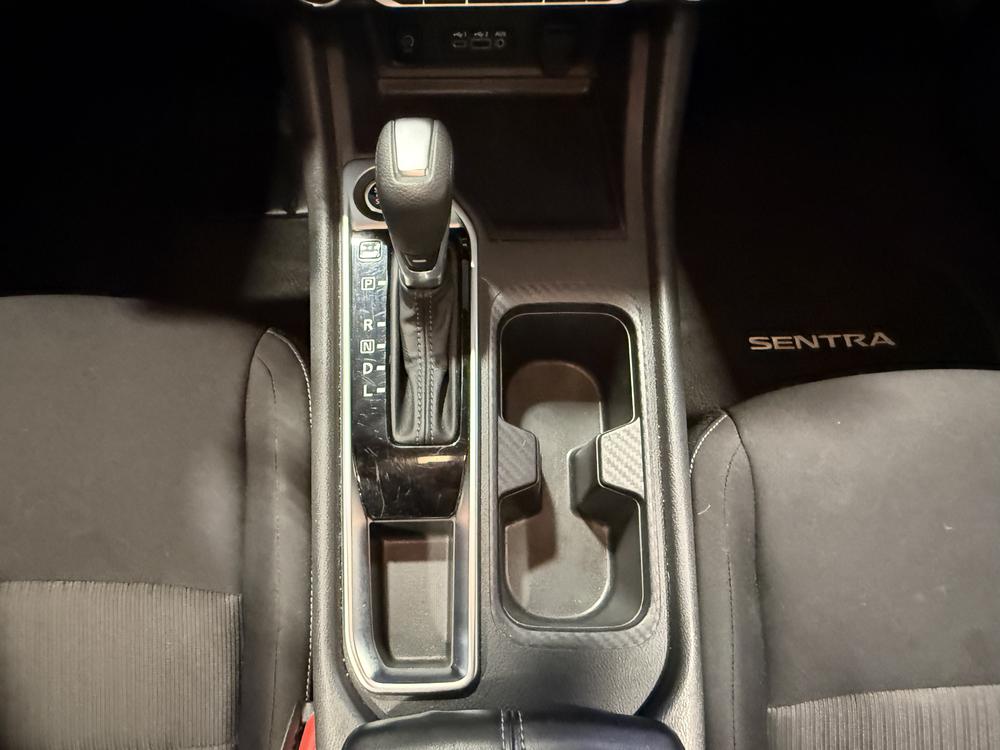 Nissan Sentra 2025 Gris usage à vendre Nissan Sentra 2025 Gris usage à vendre
