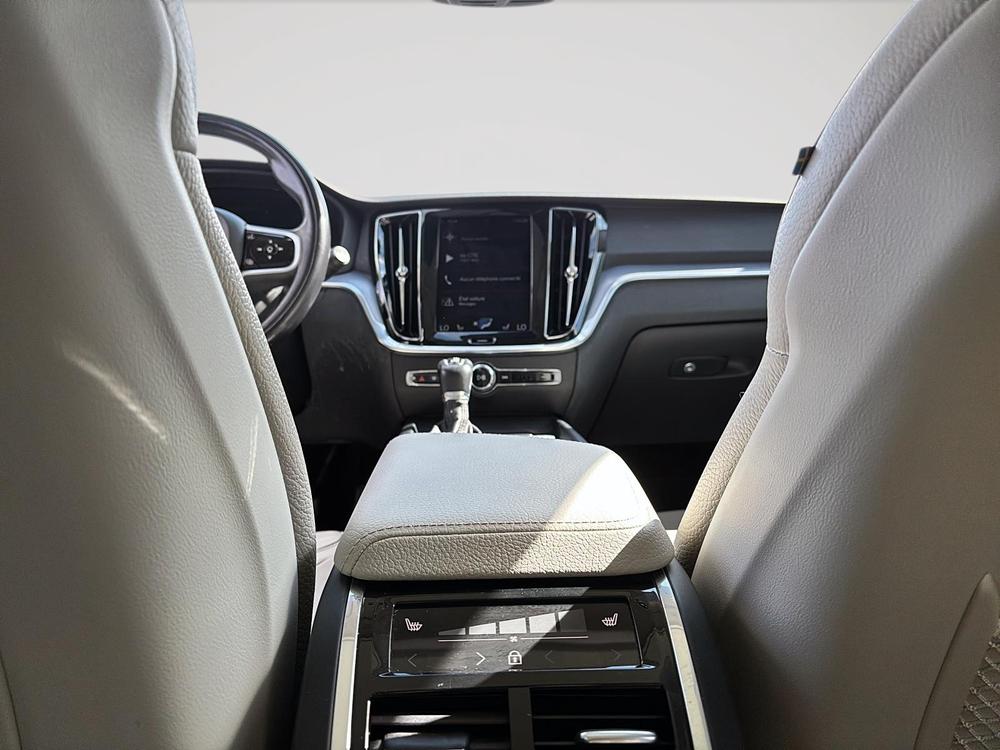 Volvo V60 Cross Country T5 PREMIER AWD // PLUS PACKAGE 2020 à vendre à Trois-Rivières - 12