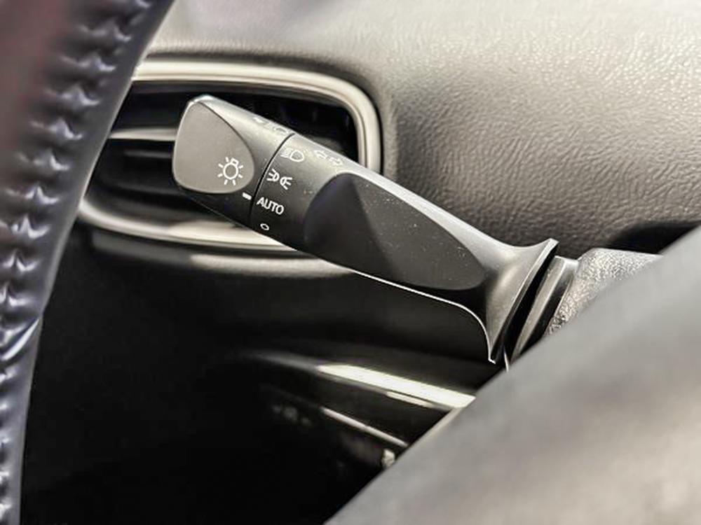 Toyota Prius Prime 2020 Gris usage à vendre Toyota Prius Prime 2020 Gris usage à vendre