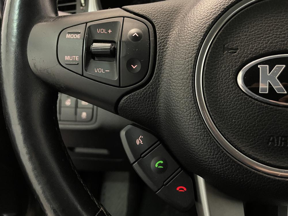 Kia Rondo EX 2015 d&rsquo;occasion à vendre - 16