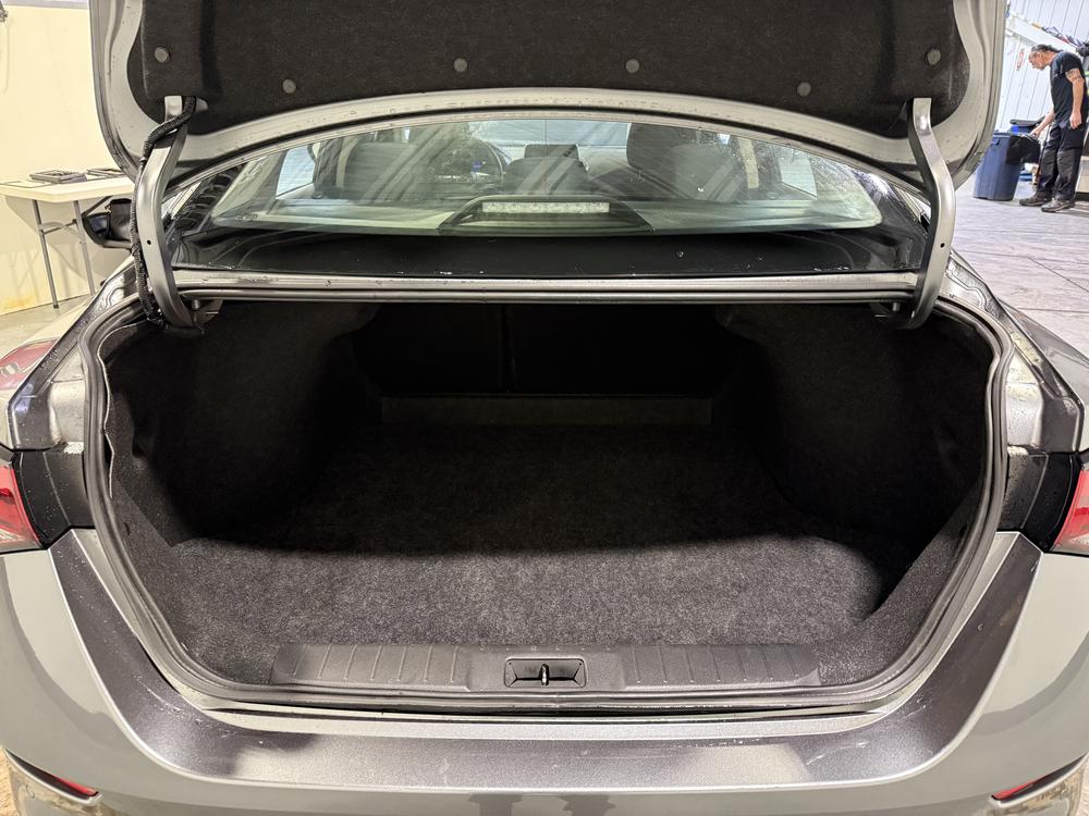 Nissan Sentra 2025 Gris usage à vendre Nissan Sentra 2025 Gris usage à vendre