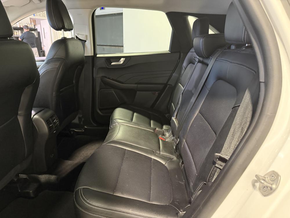 Ford Escape TITANIUM PLUG IN 2022 d&rsquo;occasion à vendre - 29
