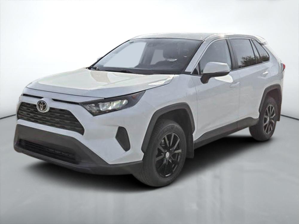 Toyota RAV4 LE 2022 d&rsquo;occasion à vendre - 8