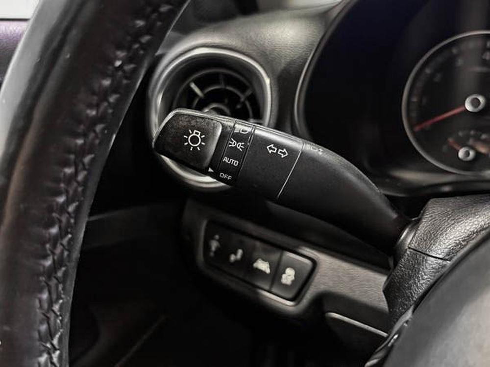 Kia Forte EX 2019 d&rsquo;occasion à vendre - 21