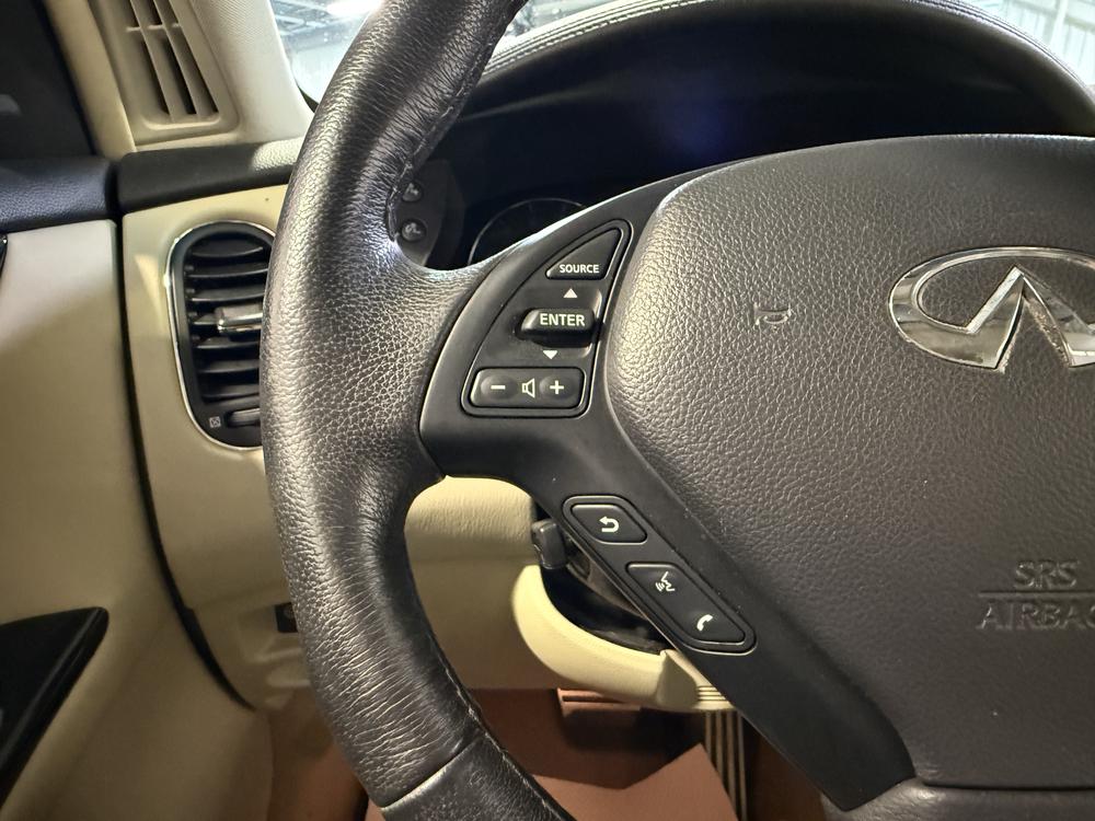 Infiniti QX50 LUXURY 2017 d&rsquo;occasion à vendre - 19