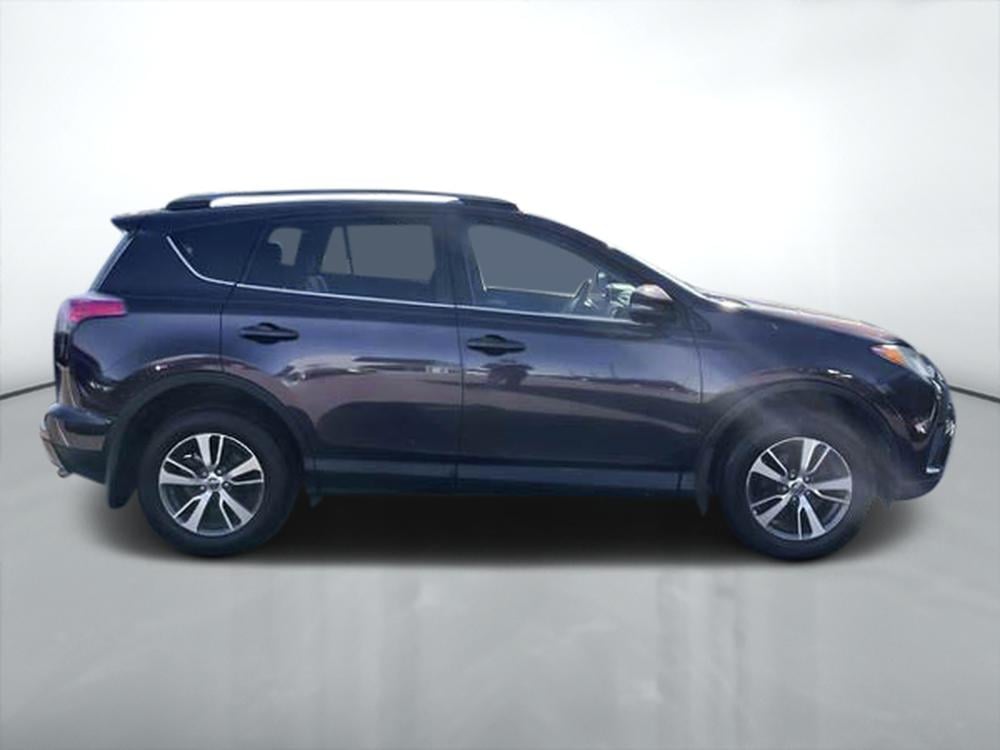 Toyota RAV4 2017 Bourgogne usage à vendre Toyota RAV4 2017 Bourgogne usage à vendre