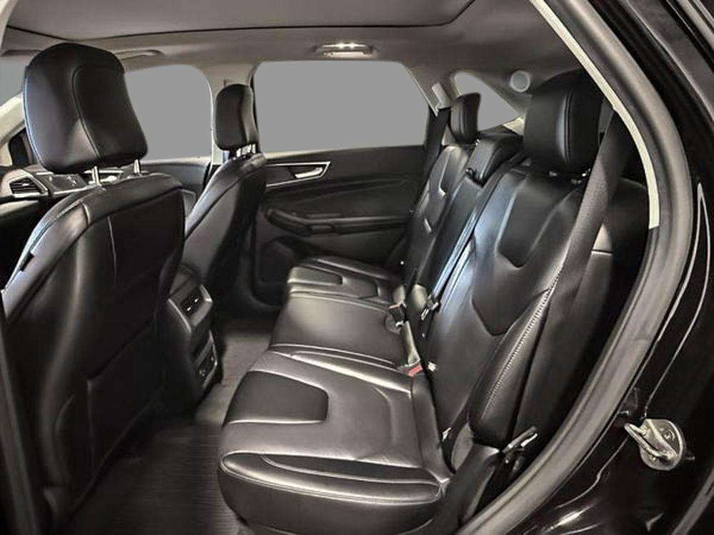 Ford Edge Titanium 2021 d&rsquo;occasion à vendre - 30