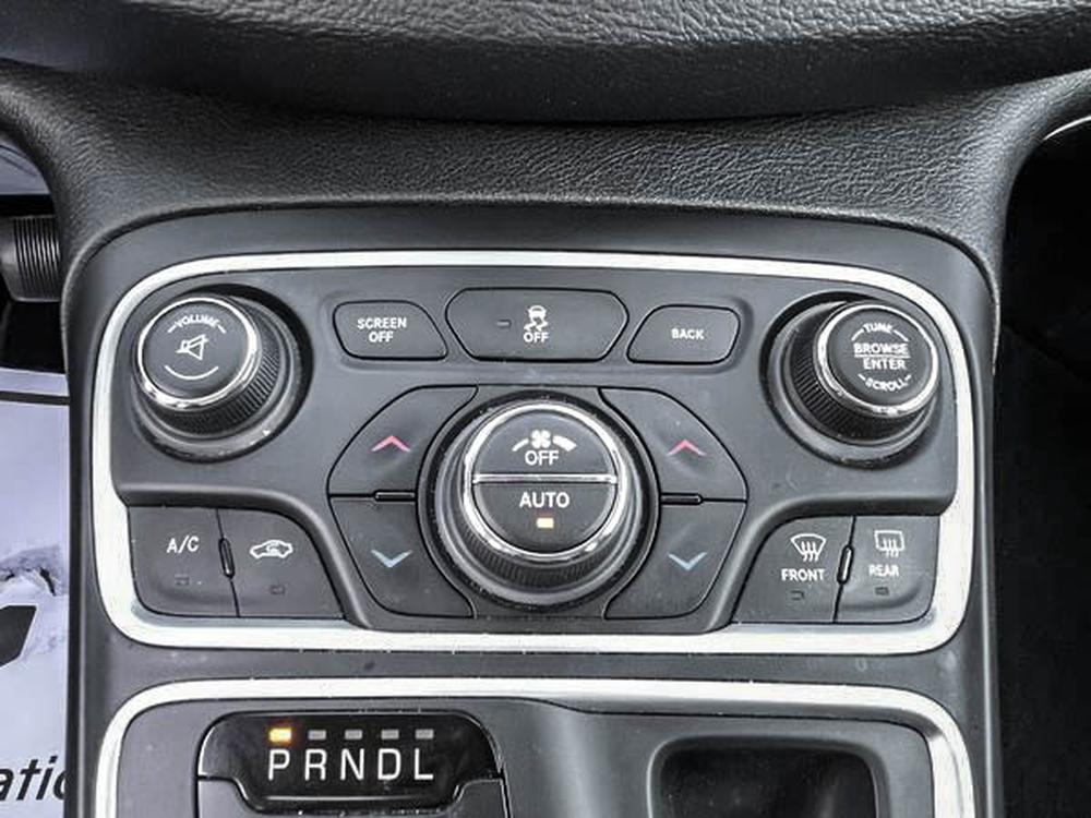 Chrysler 200 LIMITED 2016 d&rsquo;occasion à vendre - 24