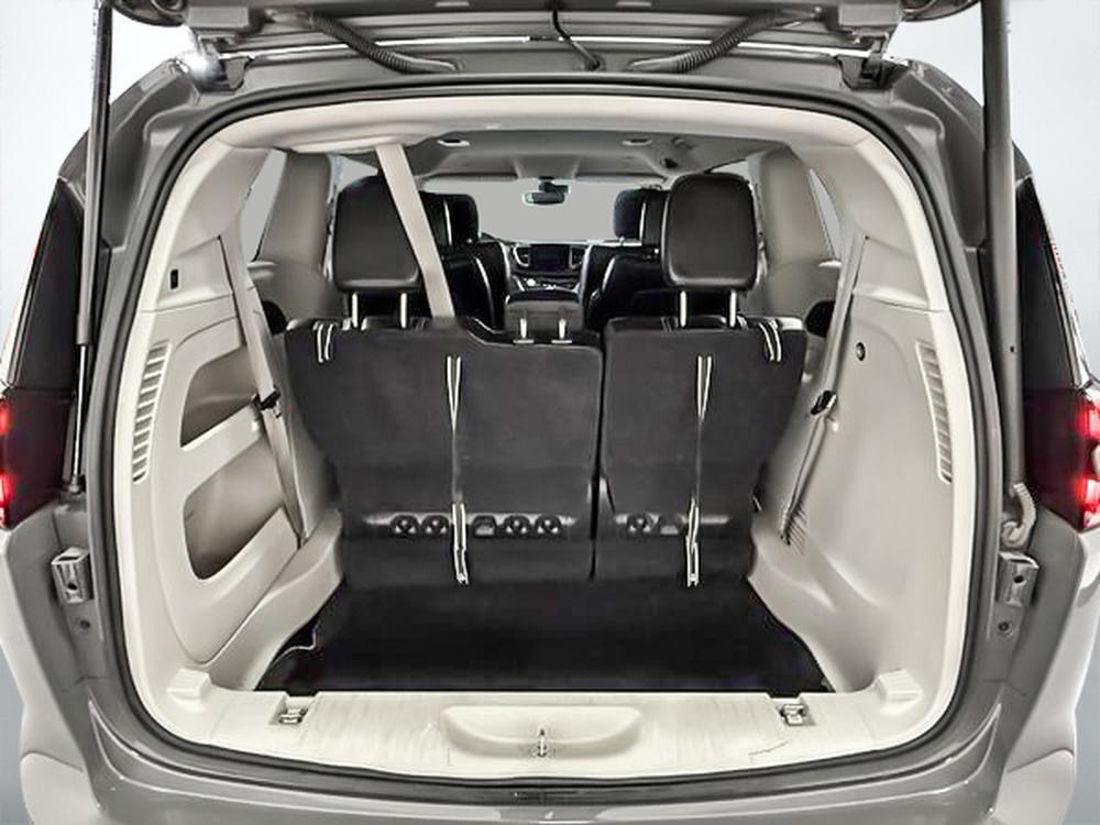 Chrysler Pacifica TOURING 2023 d&rsquo;occasion à vendre - 30
