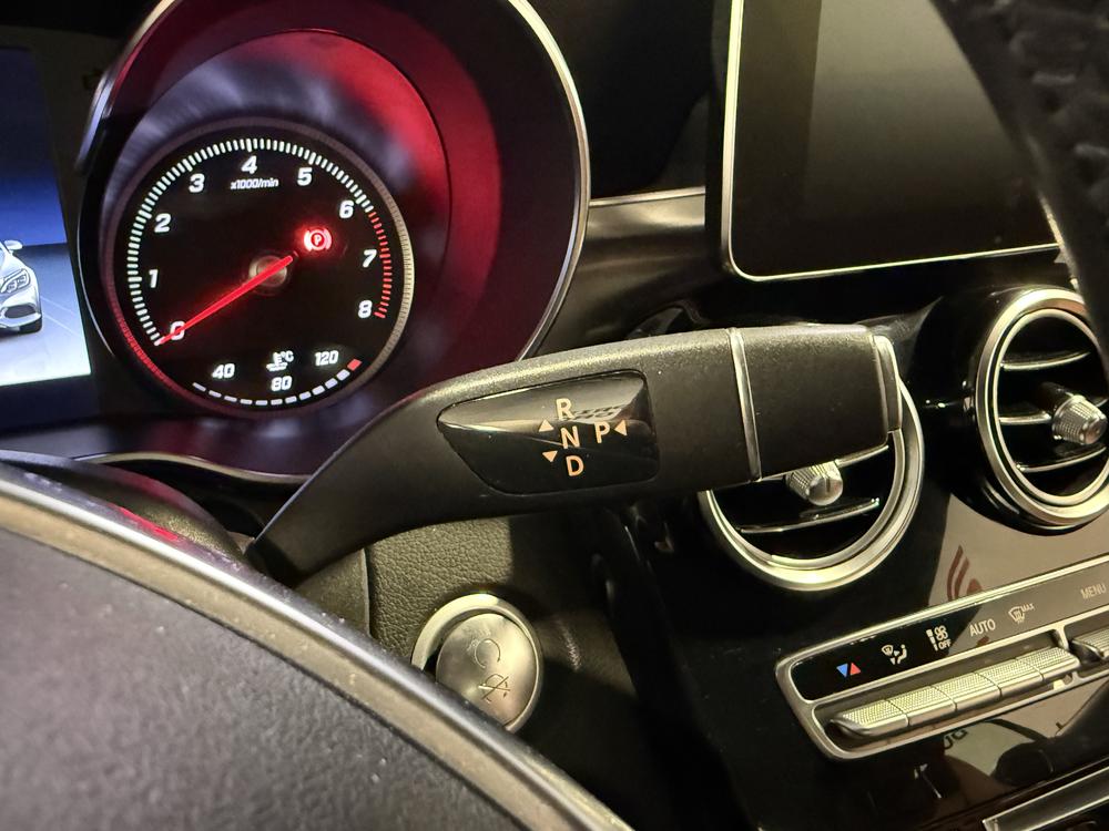 Mercedes-Benz Classe-C 300 2018 d&rsquo;occasion à vendre - 22