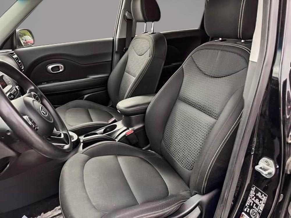 Kia Soul 2016 Noir usage à vendre Kia Soul 2016 Noir usage à vendre