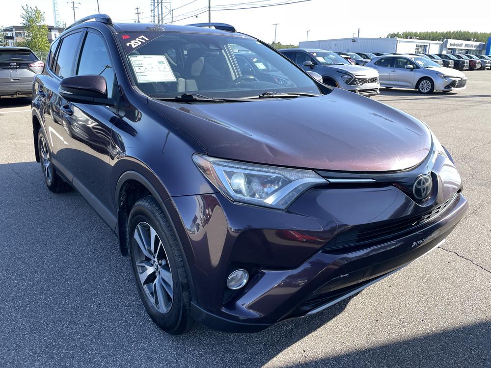Toyota RAV4 LE