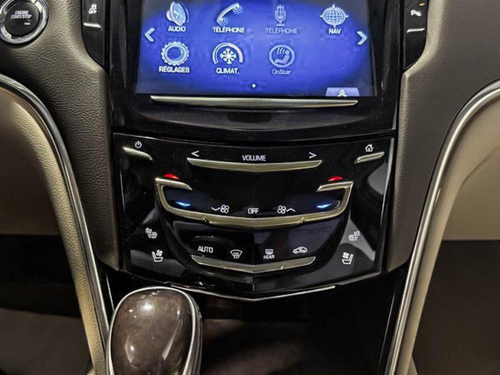 Cadillac XTS luxury 2014 d&rsquo;occasion à vendre - 28