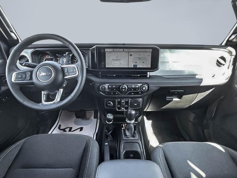 Jeep Wrangler SAHARA 2025 d&rsquo;occasion à vendre - 18