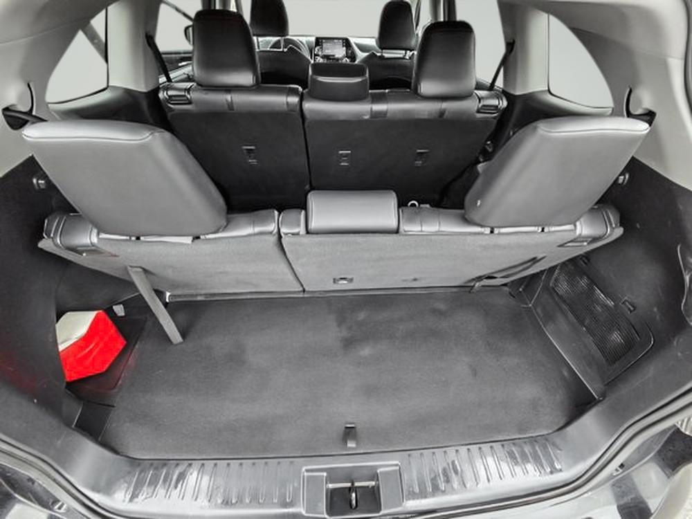 Toyota Highlander 2021 Noir usage à vendre Toyota Highlander 2021 Noir usage à vendre
