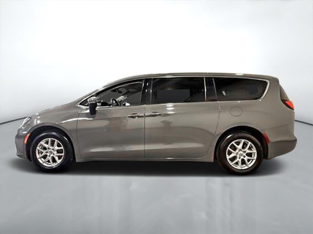 Chrysler Pacifica TOURING 2023 d&rsquo;occasion à vendre - 7