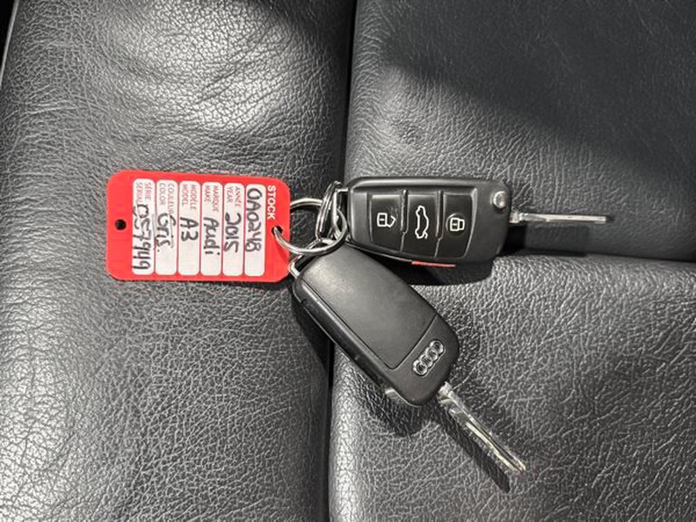 Audi A3 2.0T KOMFORT 2015 d&rsquo;occasion à vendre - 32