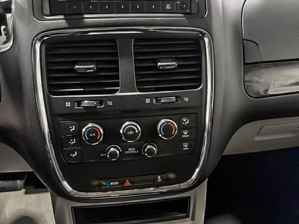Dodge Grand Caravan SXT 2019 d&rsquo;occasion à vendre - 26