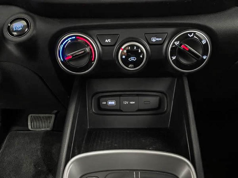 Hyundai Venue Preferred 2022 d&rsquo;occasion à vendre - 27