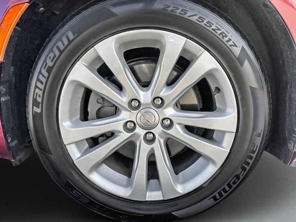 Chrysler 200 LIMITED 2016 d&rsquo;occasion à vendre - 11