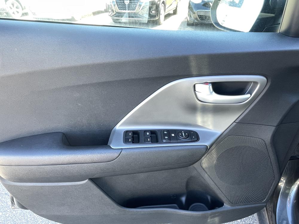 Kia Niro L 2022 d&rsquo;occasion à vendre - 12