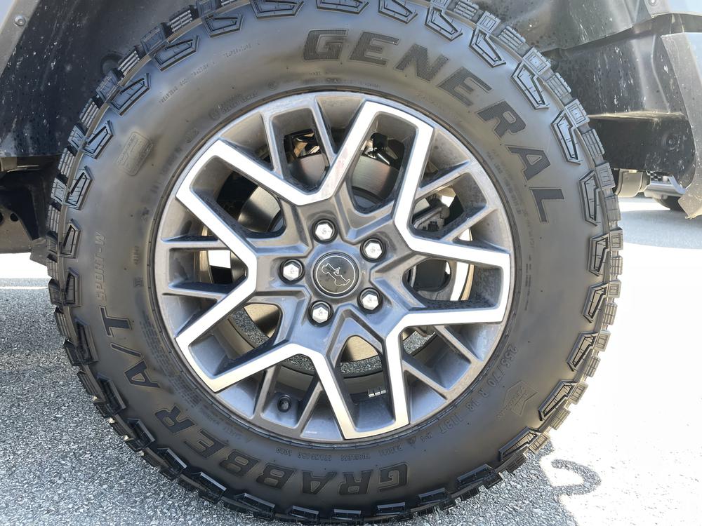 Jeep Wrangler SAHARA 2025 d&rsquo;occasion à vendre - 11