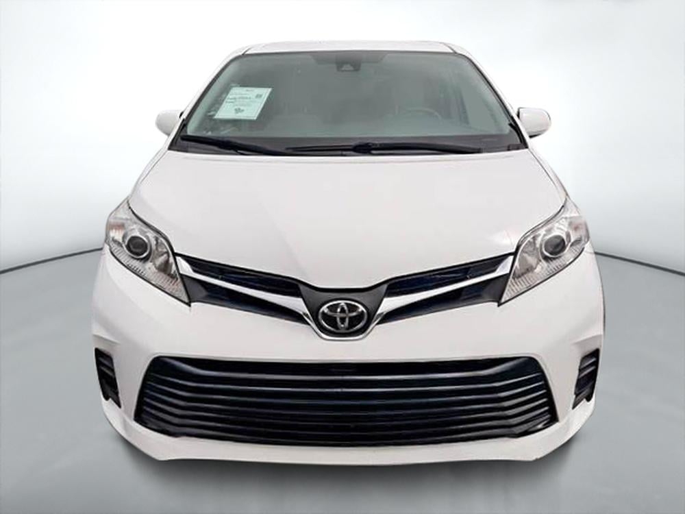 Toyota Sienna LE AWD 2018 d&rsquo;occasion à vendre - 2