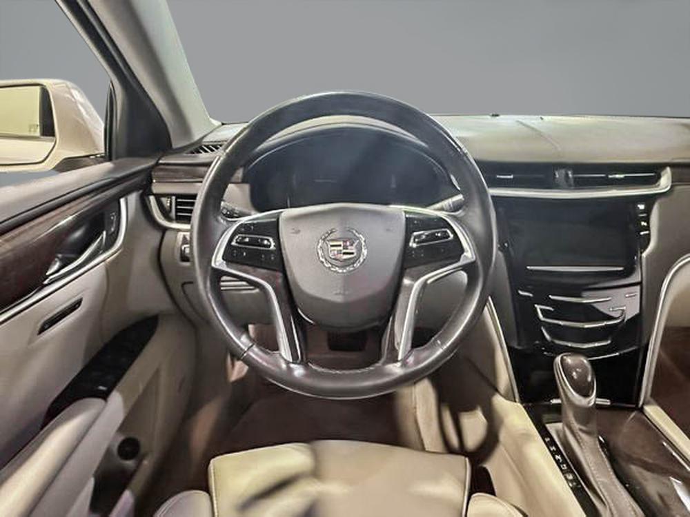 Cadillac XTS luxury 2014 d&rsquo;occasion à vendre - 18