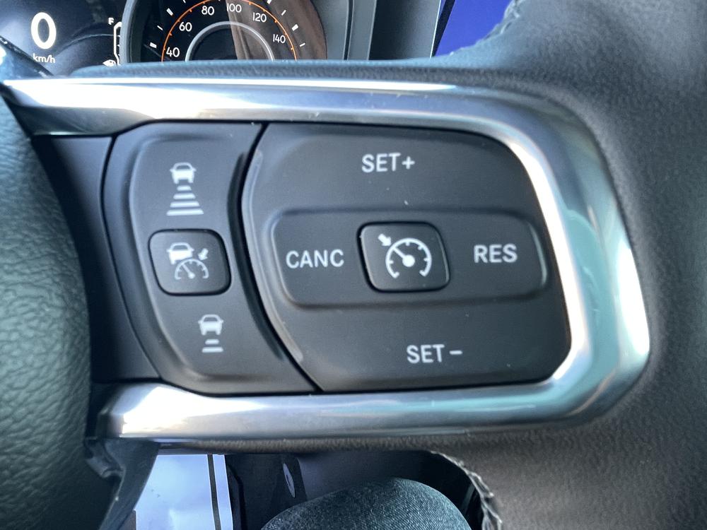 Jeep Wrangler SAHARA 2025 d&rsquo;occasion à vendre - 16