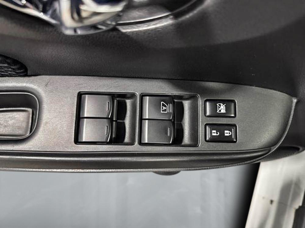 Nissan Versa Note SV 2015 d&rsquo;occasion à vendre - 14