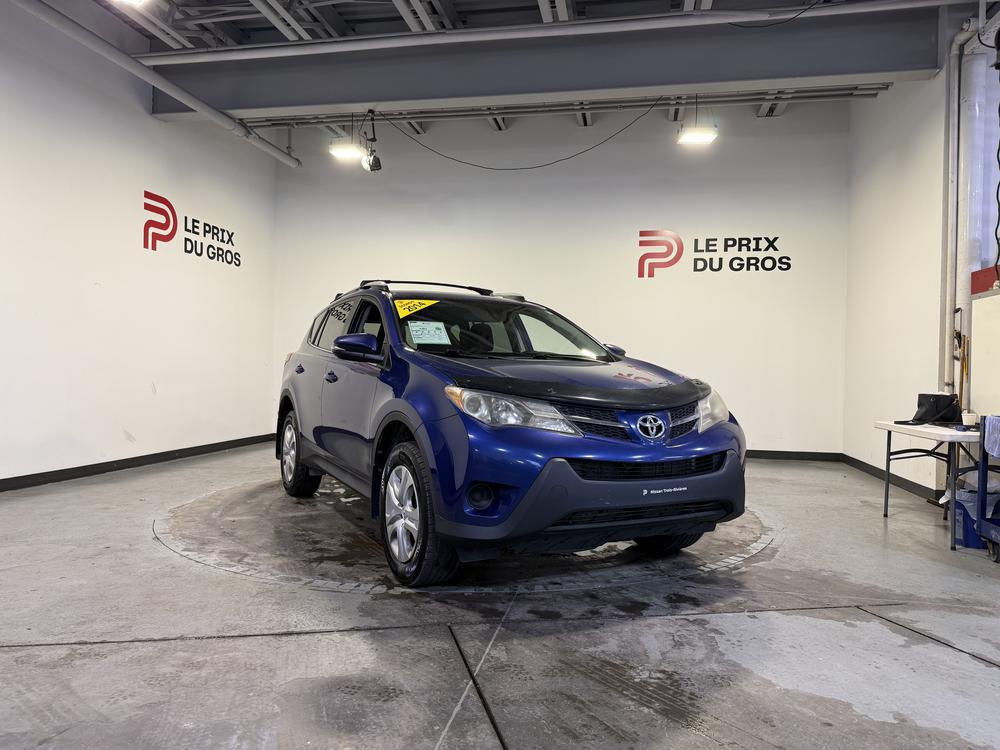 Toyota RAV4 LE