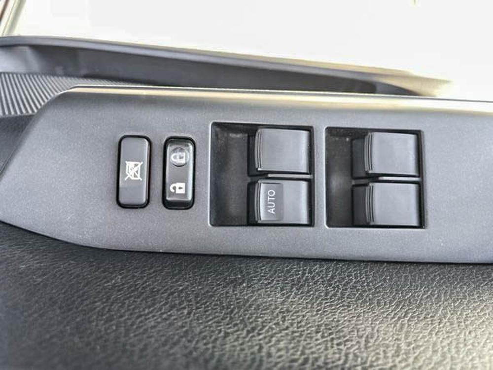 Toyota RAV4 2017 Bourgogne usage à vendre Toyota RAV4 2017 Bourgogne usage à vendre