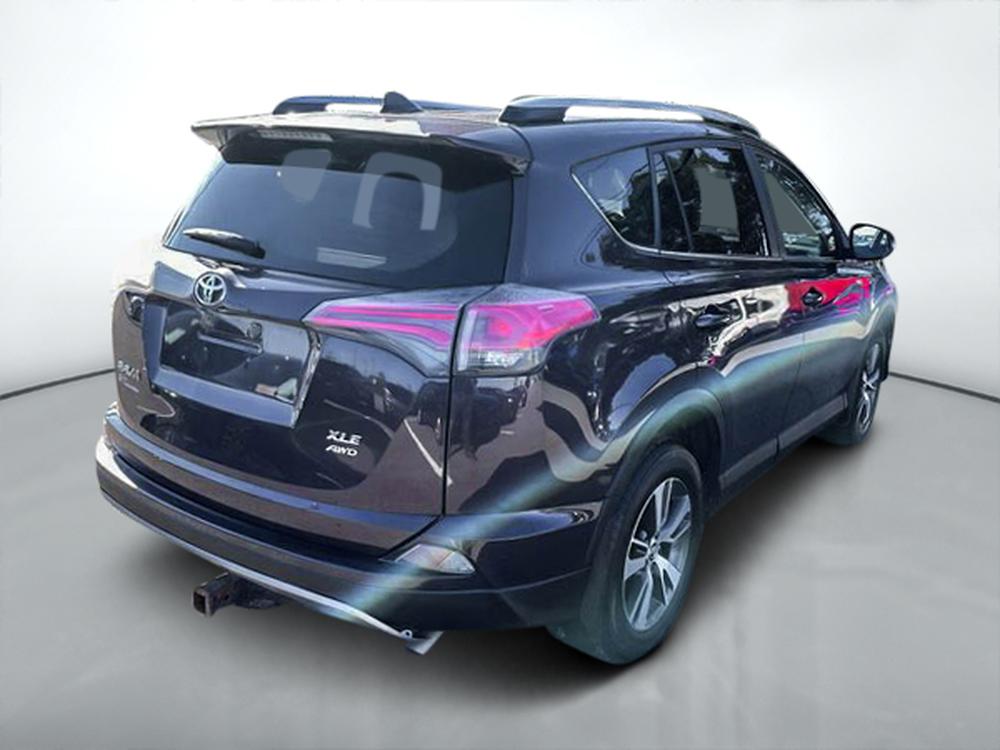 Toyota RAV4 2017 Bourgogne usage à vendre Toyota RAV4 2017 Bourgogne usage à vendre