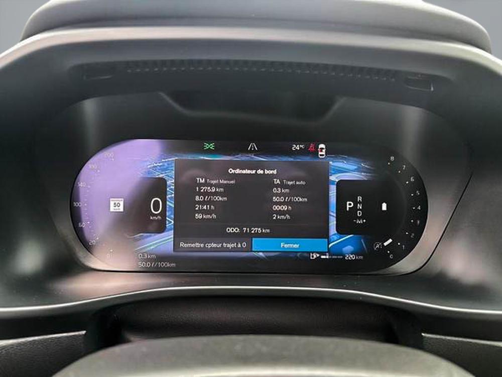 Volvo XC40 B5 PLUS AWD 2023 d&rsquo;occasion à vendre - 19