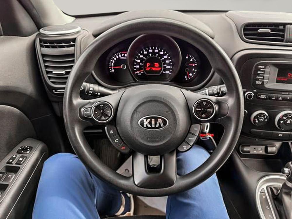Kia Soul 2016 Noir usage à vendre Kia Soul 2016 Noir usage à vendre