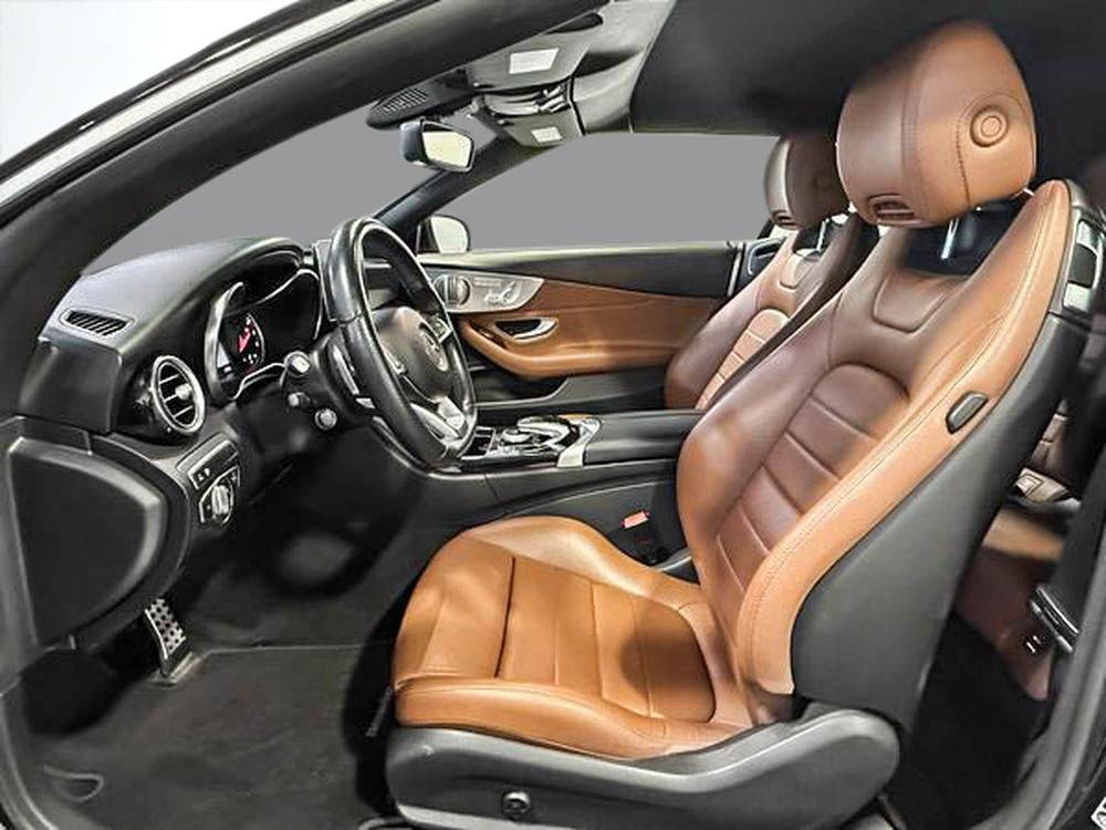 Mercedes-Benz C-Class 2018 Noir usage à vendre Mercedes-Benz C-Class 2018 Noir usage à vendre