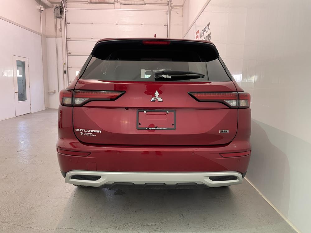 Mitsubishi Outlander SEL AWD / 7 PASSAGERS 2023 d&rsquo;occasion à vendre - 7