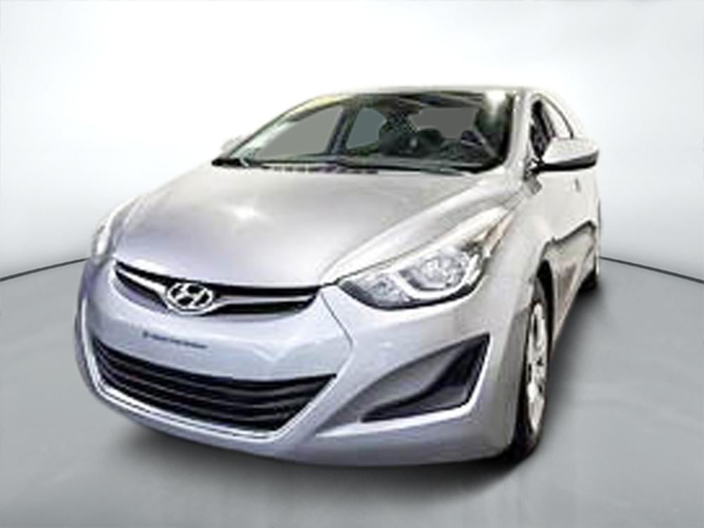 Hyundai Elantra LE 2016 d&rsquo;occasion à vendre - 8