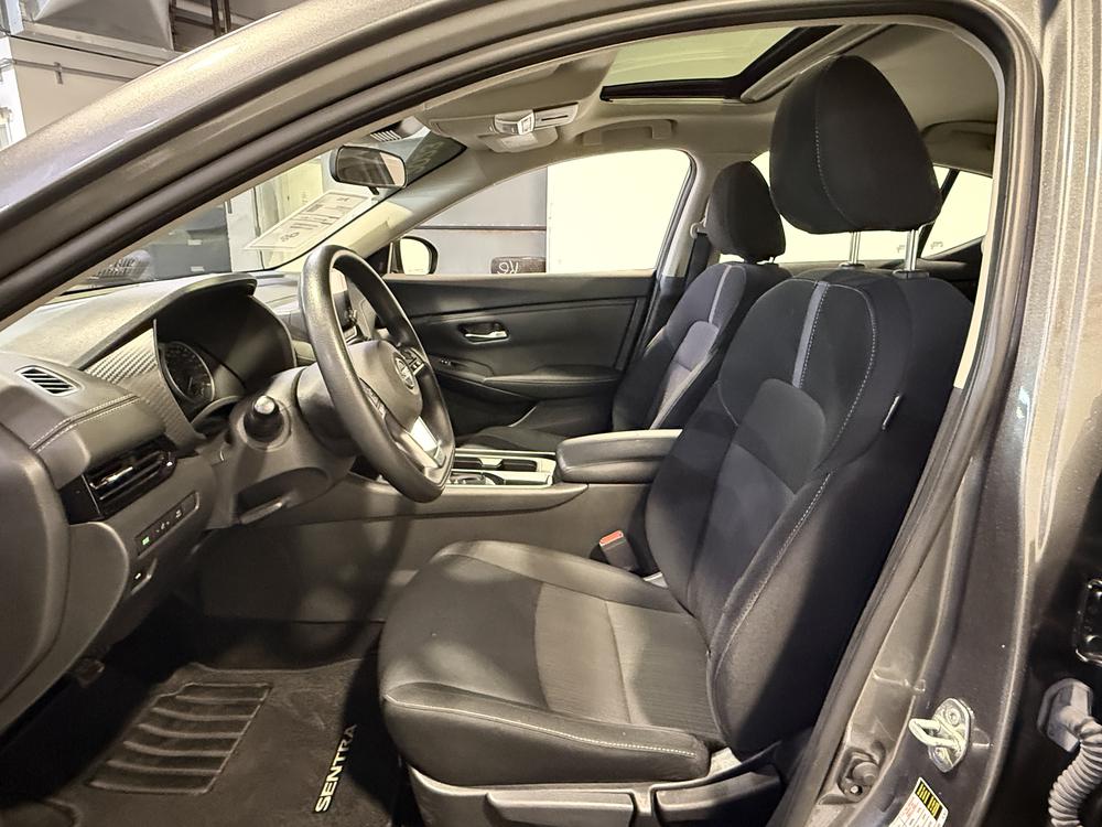 Nissan Sentra SV 2023 d&rsquo;occasion à vendre - 18