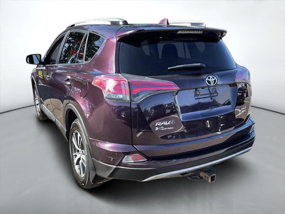 Toyota RAV4 2017 Bourgogne usage à vendre Toyota RAV4 2017 Bourgogne usage à vendre