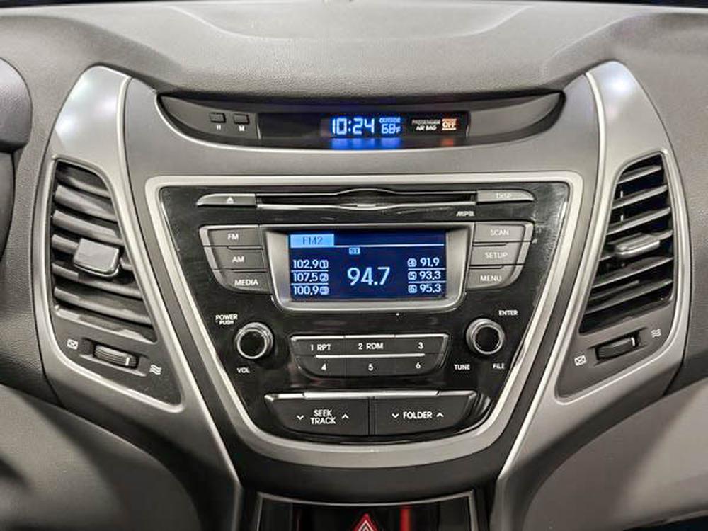 Hyundai Elantra LE 2016 d&rsquo;occasion à vendre - 24