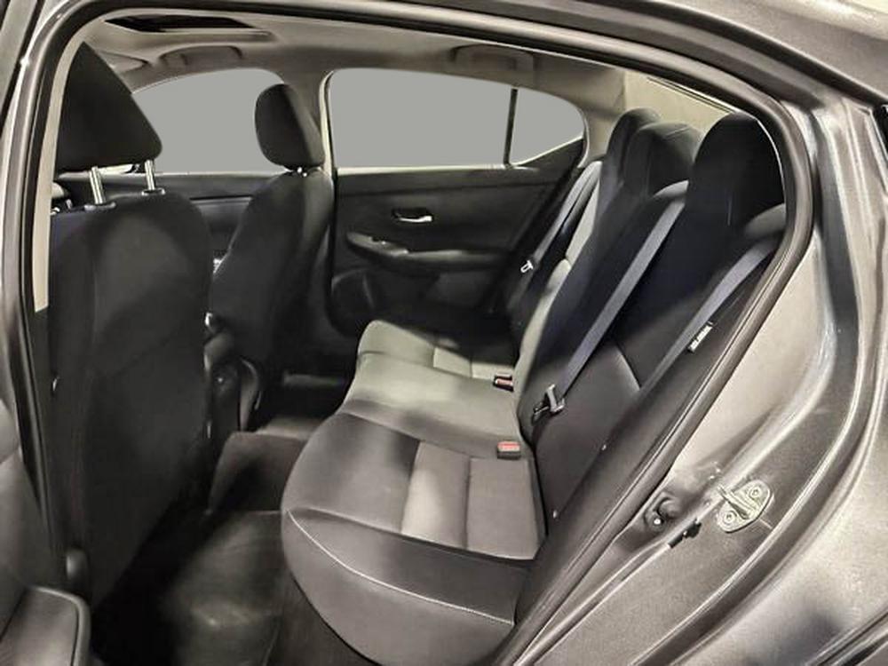 Nissan Sentra SV 2023 d&rsquo;occasion à vendre - 31